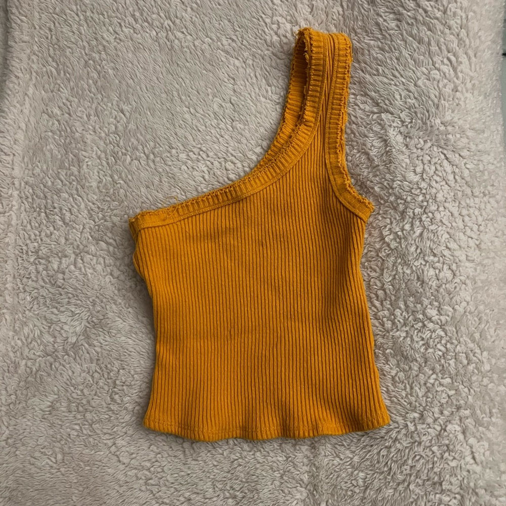 UO one shoulder top S